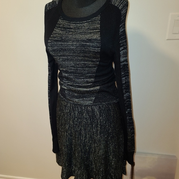 BNWT Bcbgmaxazria Jennings Sweater Dress Black Metallic Silver S - Picture 3 of 8